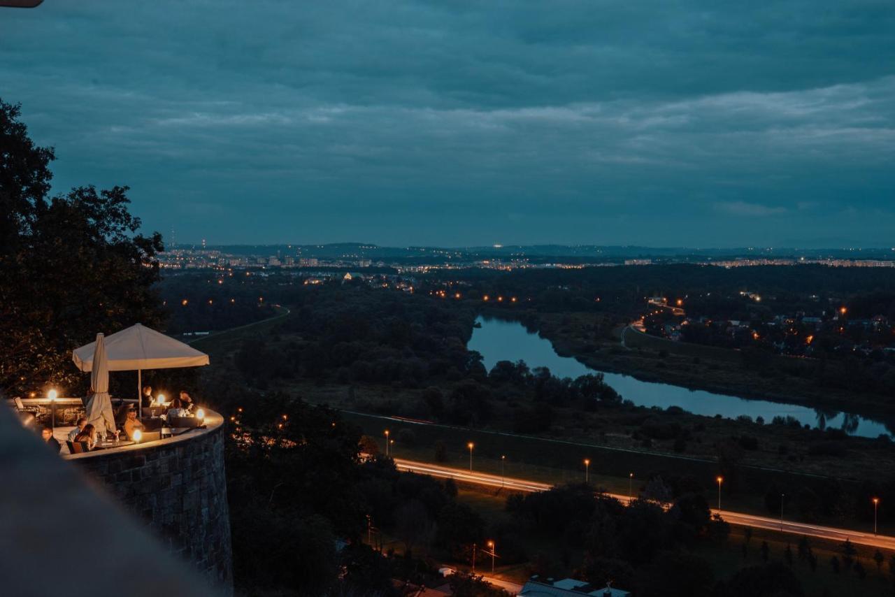 Hotel Zinar Castle Cracovia Esterno foto