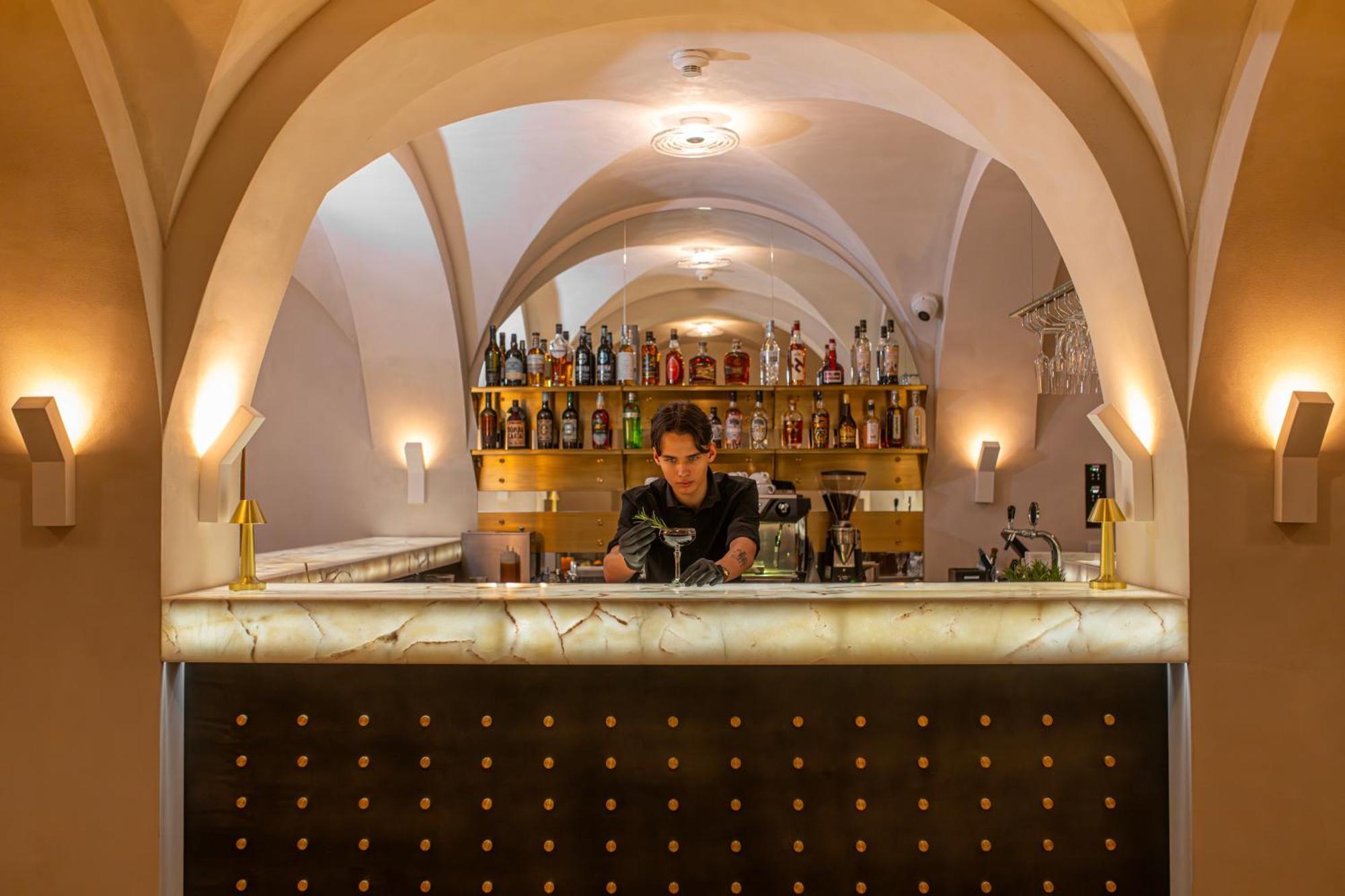 Hotel Zinar Castle Cracovia Esterno foto