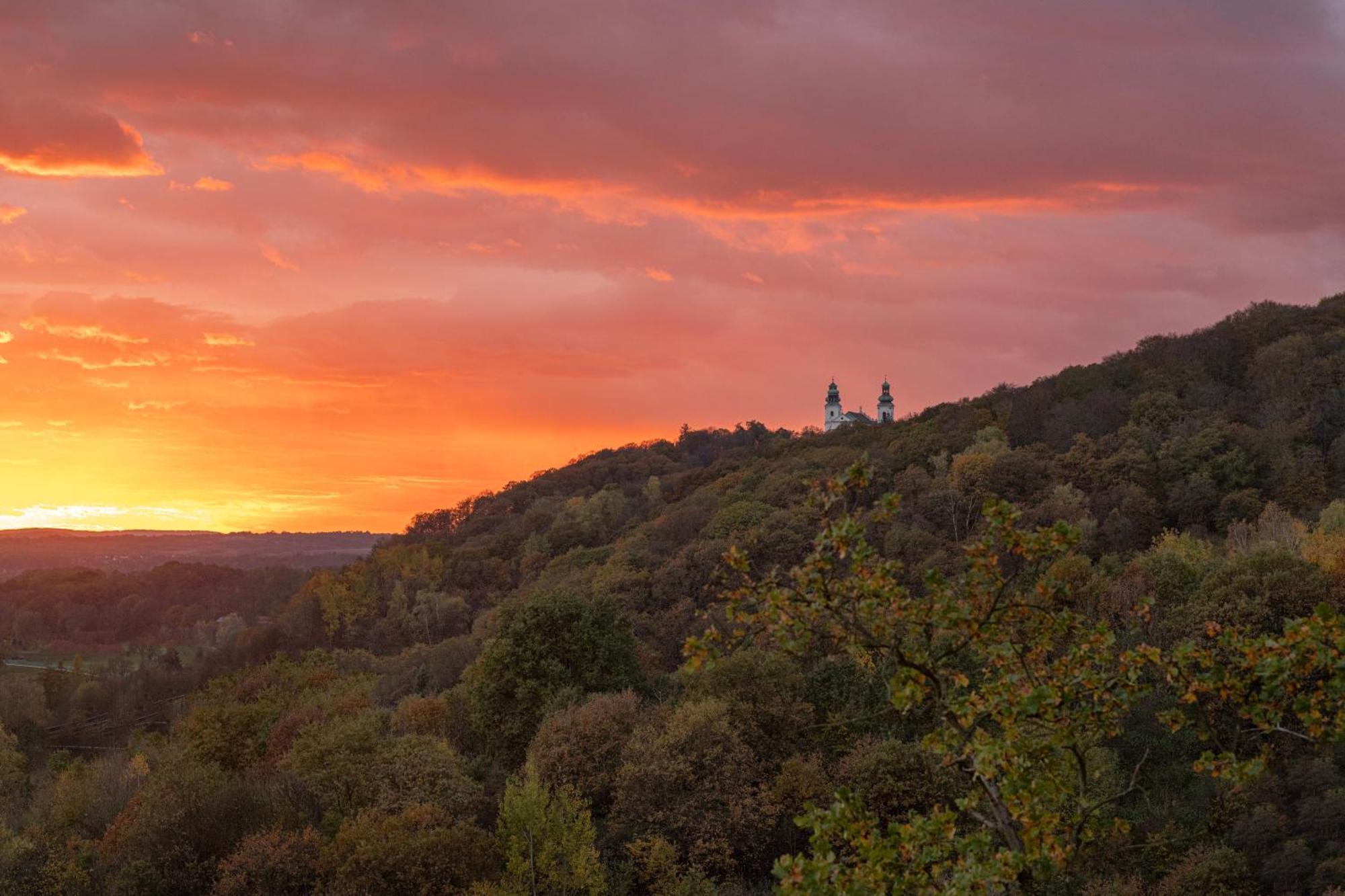 Hotel Zinar Castle Cracovia Esterno foto