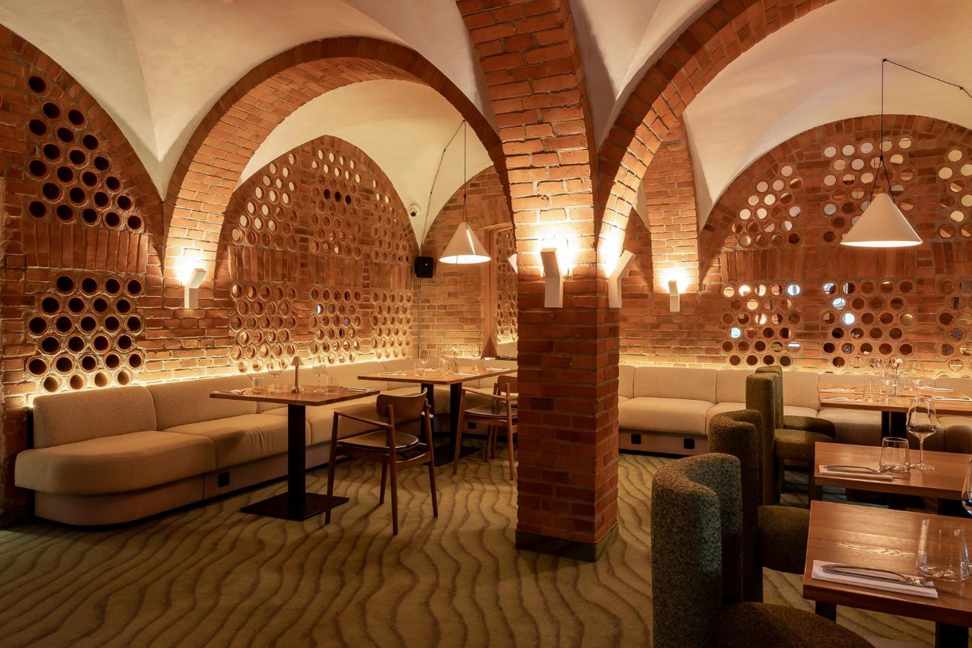 Hotel Zinar Castle Cracovia Esterno foto